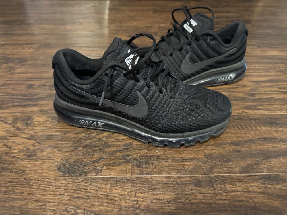 Nike Air Max 2017 Triple Black Size 11.5 Shoes 849559-004